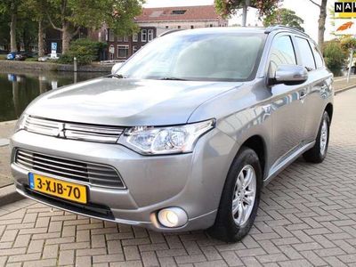 tweedehands Mitsubishi Outlander 2.0 PHEV Business Edition_NETTE AUTO