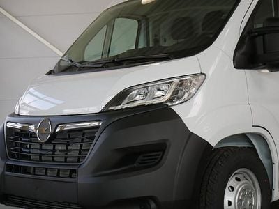 Wit Occasion 2024 Opel Movano Van | € 25.900 (Goede deal)
