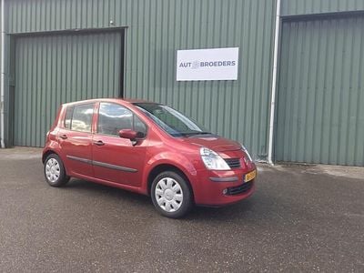 Occasion Renault Modus 98 PK (72 kW) 2007 Rood MPV
