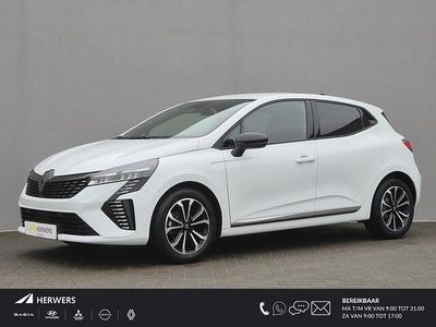 Blanc glacier Gebruikt 2025 Renault Clio V Techno Hatchback | € 20.885 (Eerlijke prijs)