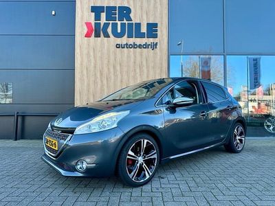 Grijs Gebruikt 2012 Peugeot 208 Allure Hatchback | € 5.750 (Iets duurder)