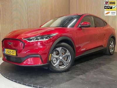 Occasion Ford Mustang Mach-E 220 kW (300 PK) 2021 Rood SUV