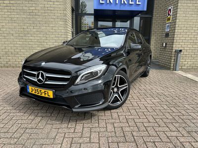 tweedehands Mercedes GLA200 AMG STYLING-PANORAMA-MEMORY-CAMERA-NIGHT-COMPLEET