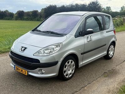 Peugeot 1007