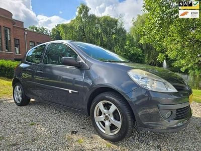 Renault Clio II