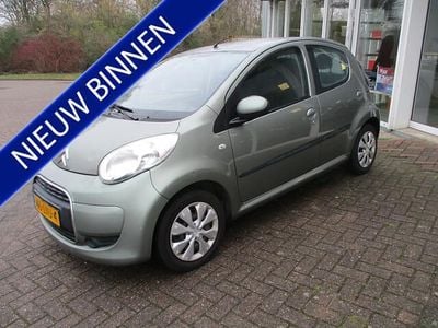 Groen (metallic) Occasion 2010 Citroën C1 Hatchback | € 1.960 (Super prijs)