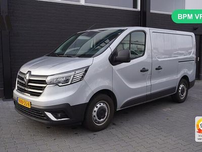 Grijs Gebruikt 2023 Renault Trafic MPV | € 12.950