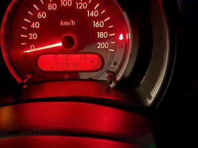 Rood Gebruikt 2008 Suzuki Splash Hatchback | € 750