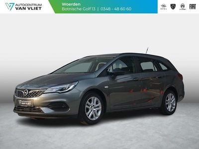 Grijs Occasion 2022 Opel Astra Edition Stationwagen | € 18.589 (Goede deal)