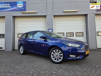 Blauw Occasion 2018 Ford Focus Titanium Stationwagen | € 9.950 (Eerlijke prijs)