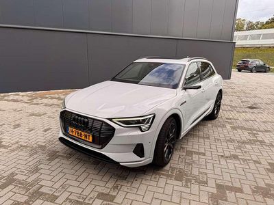 Wit Occasion 2019 Audi e-tron SUV | € 27.500 (Eerlijke prijs)