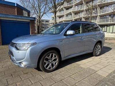 Occasion Mitsubishi Outlander Edition 121 PK (88 kW) 2014 Blauw SUV