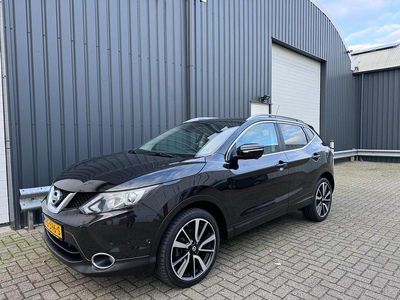 Zwart Gebruikt 2014 Nissan Qashqai Tekna SUV | € 10.250 (Iets duurder)