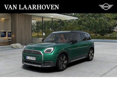 Groen Nieuw 2025 Mini One Countryman Favoured SUV | € 51.790