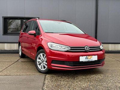 Occasion VW Touran Highline 150 PK (110 kW) 2022 Rood (metallic) MPV