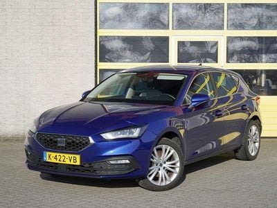 Occasion Seat Leon Style 2021 Blauw Hatchback