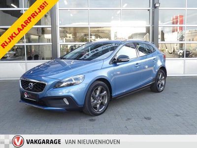 tweedehands Volvo V40 CC 2.0 D2 Momentum