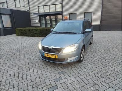 Blauw (metallic) Gebruikt 2011 Skoda Fabia GreenLine Stationwagen | € 1.850 (Eerlijke prijs)