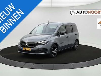 Grijs Gebruikt 2024 Mercedes EQT200 Advanced Plus MPV | € 28.900 (Iets duurder)