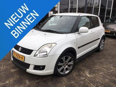 tweedehands Suzuki Swift 1.3 Shogun 5 Deurs HB | Airco | All-Season banden | Bluetooth | Centrale vergrendeling | Elektrisch bediende ramen | Lichtmetalen velgen | Nederlandse auto | NAP |