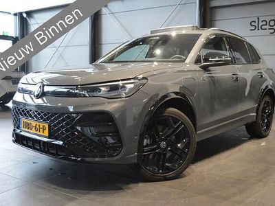 Grijs Gebruikt 2024 VW Tiguan Style SUV | € 52.900 (Iets duurder)