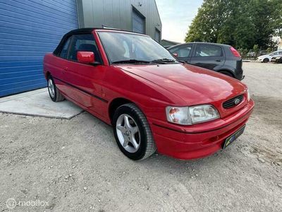 tweedehands Ford Escort Cabriolet 1.6 CLX