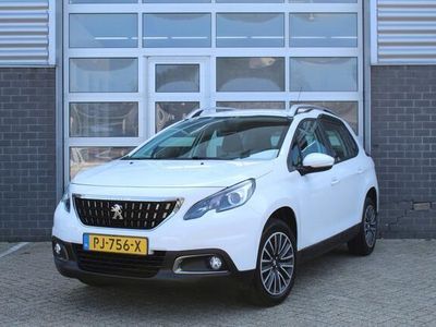 Wit Gebruikt 2017 Peugeot 2008 Active SUV | € 10.950 (Eerlijke prijs)