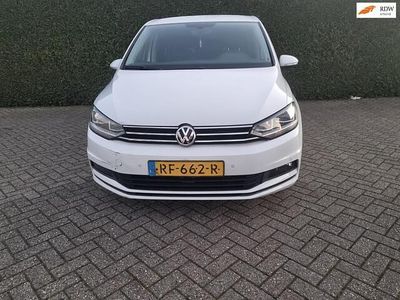 Wit Occasion 2017 VW Touran Comfortline MPV | € 8.899 (Eerlijke prijs)