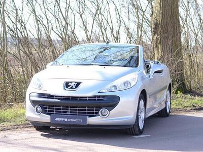 Grijs Occasion 2008 Peugeot 207 CC Cabriolet | € 3.450 (Duur)