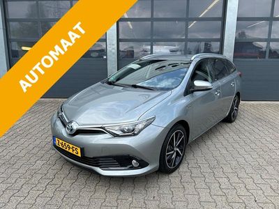 Toyota Auris Hybrid