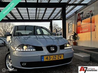 Blauw Gebruikt 2002 Seat Ibiza Sport Hatchback | € 1.499 (Iets duurder)
