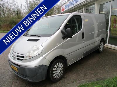 tweedehands Nissan Primastar 145.27 2.5 dCi 310L 6 Bak!