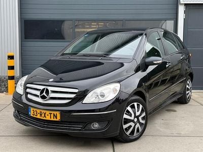 (metallic) Gebruikt 2005 Mercedes B200 MPV | € 2.799 (Goede deal)