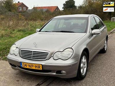 Mercedes C200
