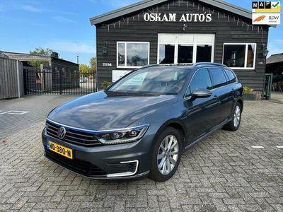 Grijs Occasion 2016 VW Passat Highline Stationwagen | € 15.950 (Eerlijke prijs)