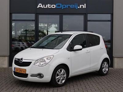 Wit Occasion 2011 Opel Agila Edition Hatchback | € 5.995 (Duur)