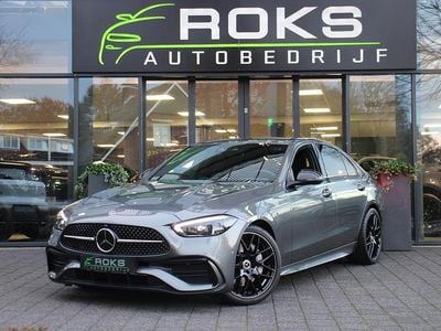 Grijs (metallic) Occasion 2024 Mercedes C200 AMG line Sedan | € 46.950 (Eerlijke prijs)