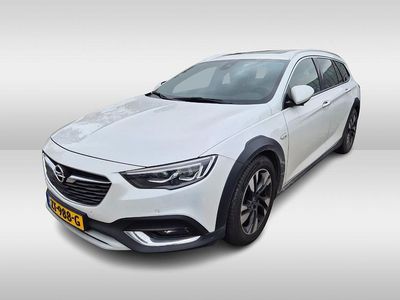 Wit (metallic) Gebruikt 2019 Opel Insignia Exklusiv Stationwagen | € 20.950 (Eerlijke prijs)
