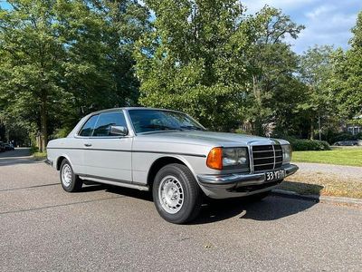 Occasion Mercedes 230 1977 Coupé