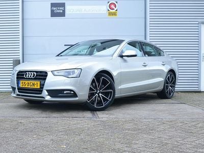 Grijs (metallic) Gebruikt 2012 Audi A5 Sportback Proline Hatchback | € 16.499 (Eerlijke prijs)