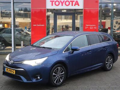 Blauw Gebruikt 2016 Toyota Avensis Stationwagen | € 14.499 (Iets duurder)