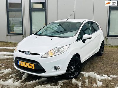 Wit Occasion 2010 Ford Fiesta Ghia Hatchback | € 4.999 (Eerlijke prijs)