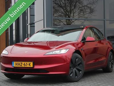 Occasion Tesla Model 3 Long Range RWD 275 kW (375 PK) 2025 Rood Sedan