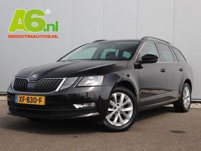 tweedehands Skoda Octavia - Combi 1.6 TDI Greentech Ambition Business Automaat Half Leder Navigatie Camera Clima Stoelverwarming Cruise PDC Carplay Android Bluetooth