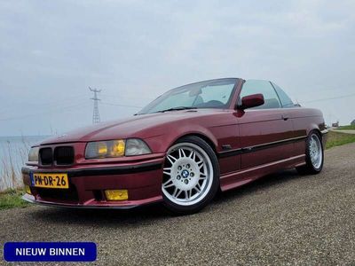 tweedehands BMW 328 Cabriolet 328i Executive M-pakket Hollandse auto