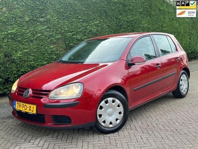 tweedehands VW Golf V 1.6 FSI /AIRCO/CRUISE/6BAK/RIJDTGOED!/