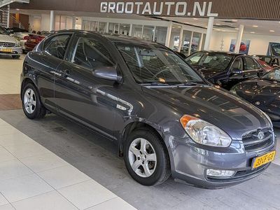 Occasion Hyundai Accent Dynamiq 112 PK (82 kW) 2008 Grijs Hatchback