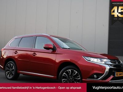 Rood Gebruikt 2015 Mitsubishi Outlander P-HEV Instyle SUV | € 15.944 (Duur)