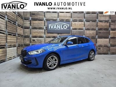 Blauw Gebruikt 2020 BMW 118 Executive Hatchback | € 26.945 (Eerlijke prijs)