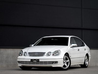 Wit Occasion 2000 Toyota Aristo Edition Sedan | € 17.500